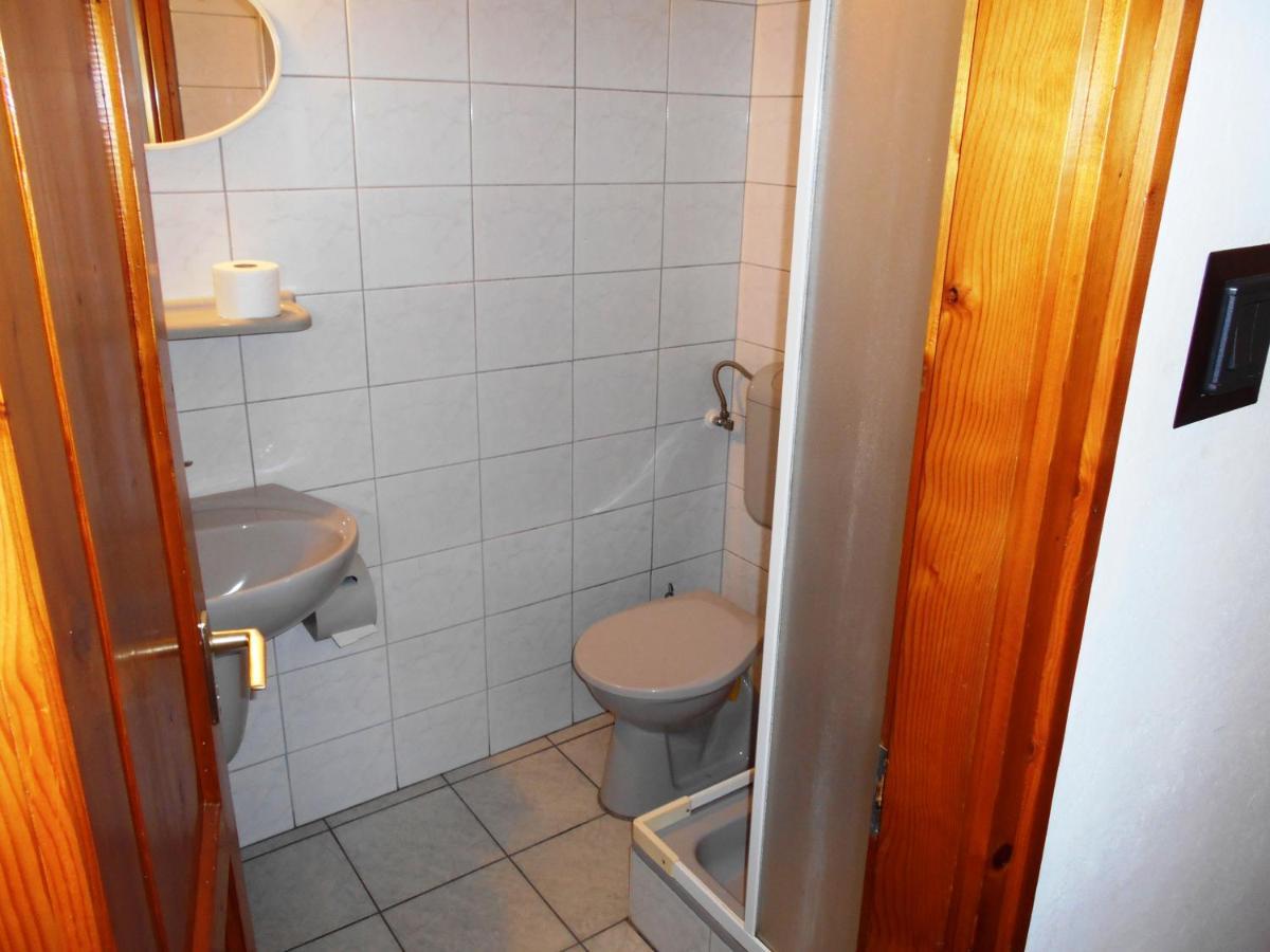 Arpad Panzio Bed & Breakfast Gyor Ngoại thất bức ảnh