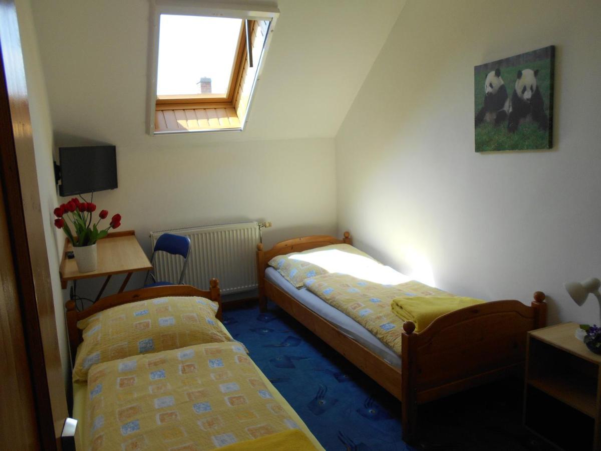 Arpad Panzio Bed & Breakfast Gyor Ngoại thất bức ảnh
